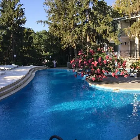 парк бриз - ол инклузив и безплатен паркинг Хотел